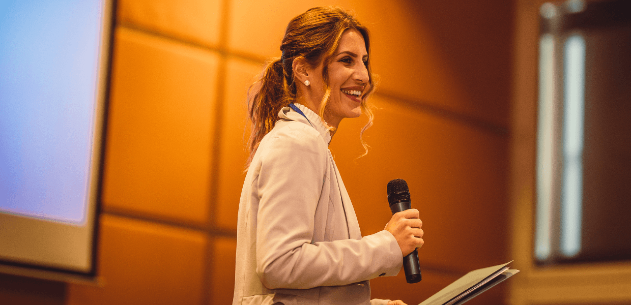 Leia mais sobre o artigo Como escolher palestrantes para um evento corporativo