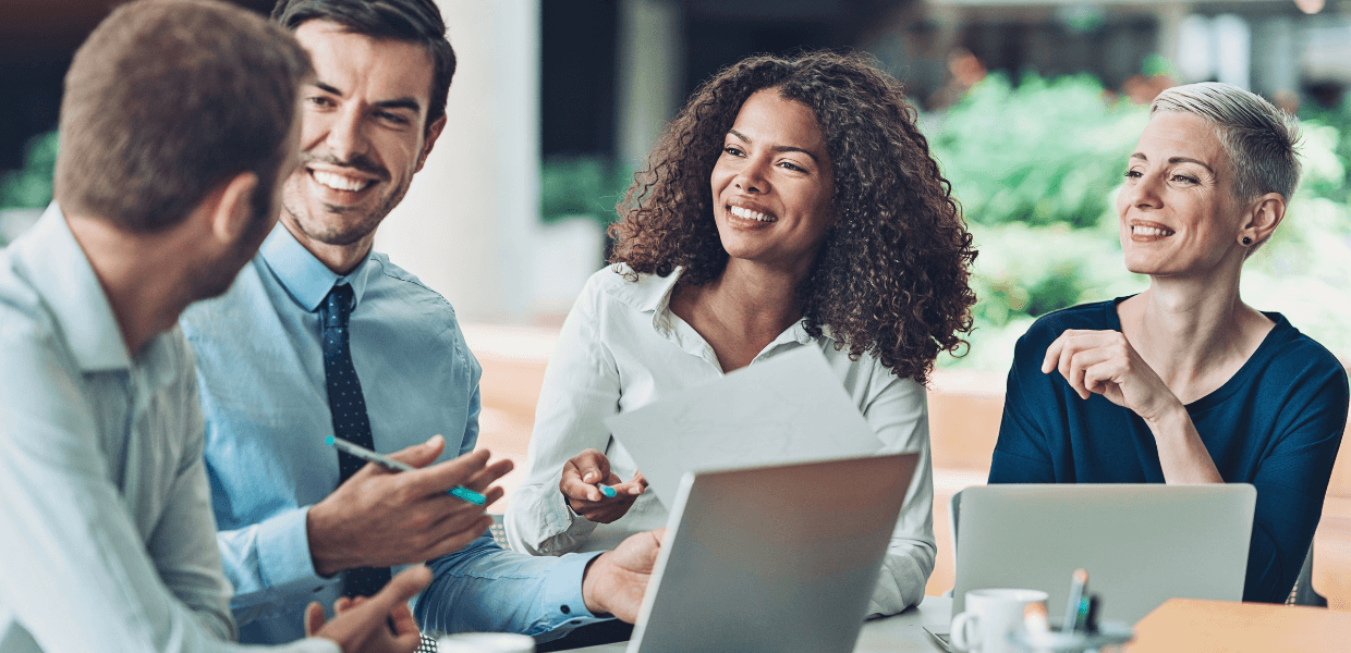 Leia mais sobre o artigo Tecnologia em eventos corporativos para gerar resultados