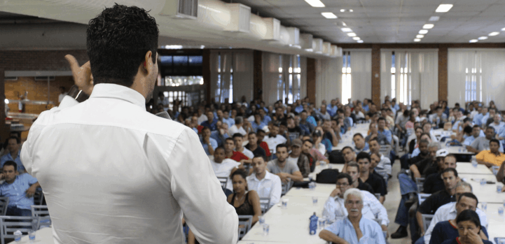 rotatividade de funcionários