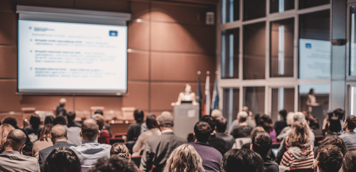 Leia mais sobre o artigo Como palestras potencializam o sucesso dos eventos internos